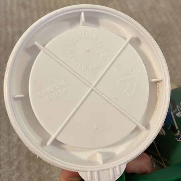 Vintage Walt Disney World Resort Insulated Coffee Mugs With Lids - Picture 6 of 6